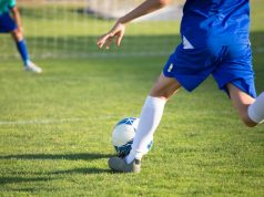 Przepisy piłkarskie a tempo gry: czy futbol staje się szybszy?